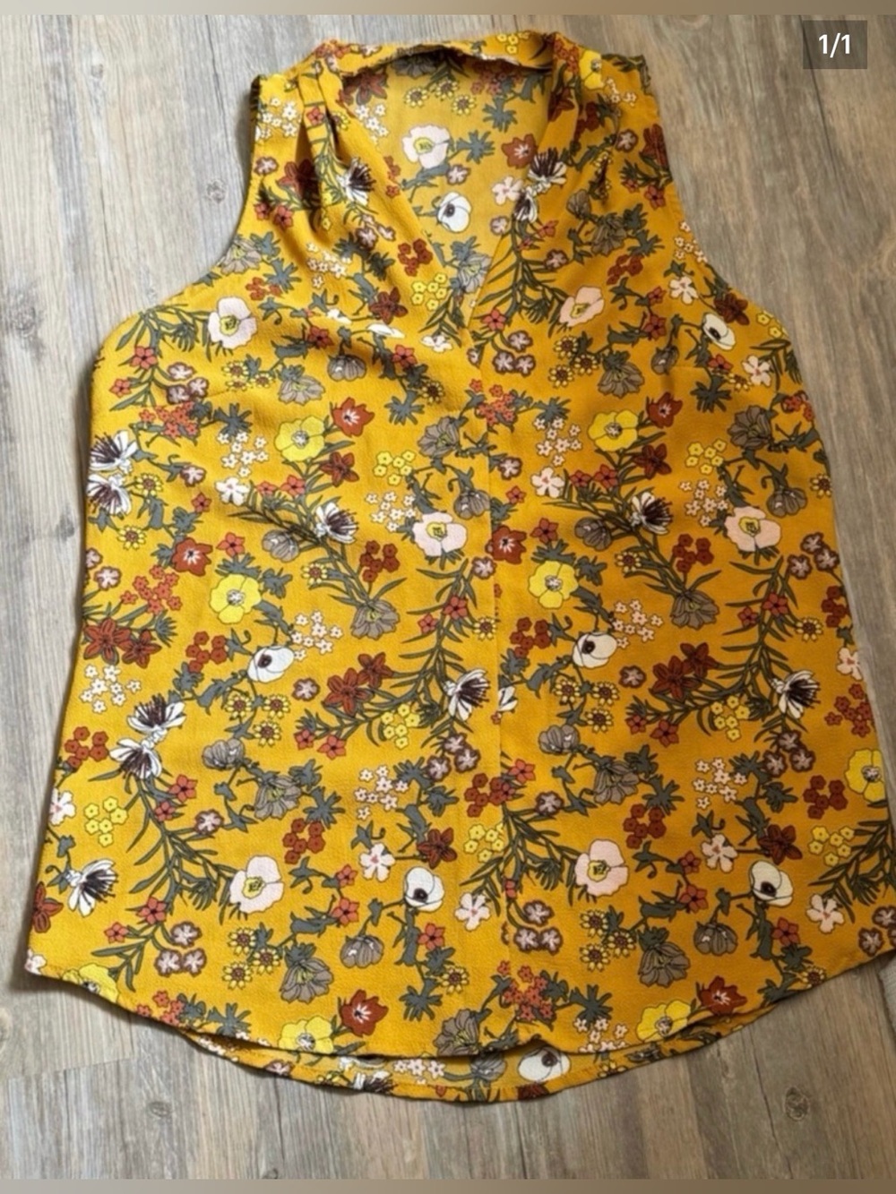 Jasmine & Juliana yellow floral sleeveless top size small
